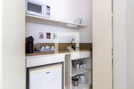 Cozinha de kitnet/studio para alugar com 1 quarto, 40m² em Cerqueira César, São Paulo