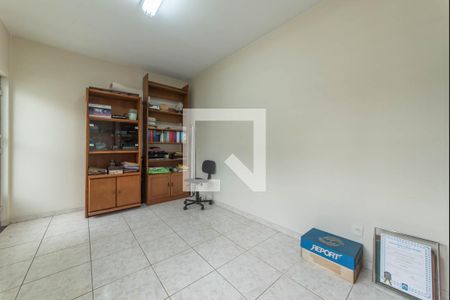 Casa à venda com 240m², 3 quartos e 3 vagas Casa à venda com 240m², 3 quartos e 3 vagasEdícula