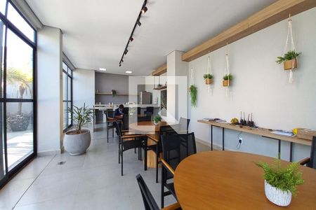 Apartamento à venda com 33m², 1 quarto e 1 vaga Apartamento à venda com 33m², 1 quarto e 1 vagaÁrea comum - Salão de festas