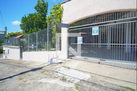Casa para alugar com 400m², 4 quartos e 8 vagasFachada e placa