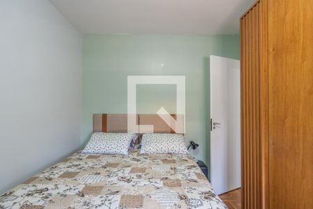 Quarto 1 de apartamento à venda com 3 quartos, 80m² em Cristal, Porto Alegre