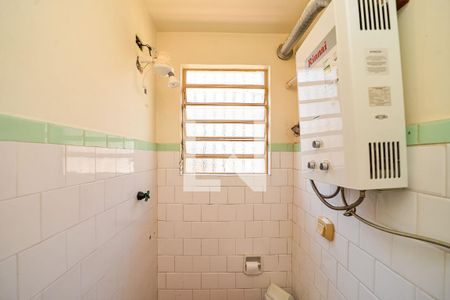 Casa à venda com 172m², 3 quartos e 3 vagas Casa à venda com 172m², 3 quartos e 3 vagasBanheiro de serviço