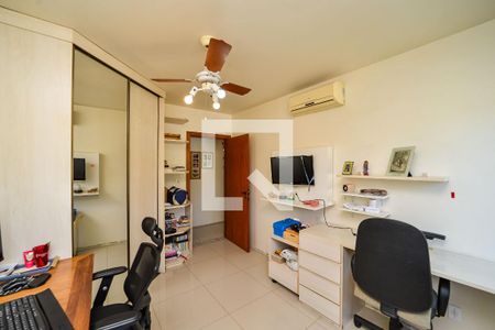 Casa à venda com 172m², 3 quartos e 3 vagas Casa à venda com 172m², 3 quartos e 3 vagasQuarto 2