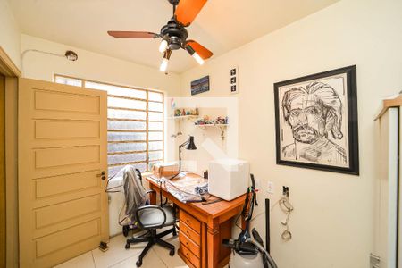 Casa à venda com 172m², 3 quartos e 3 vagas Casa à venda com 172m², 3 quartos e 3 vagasQuarto de Serviço