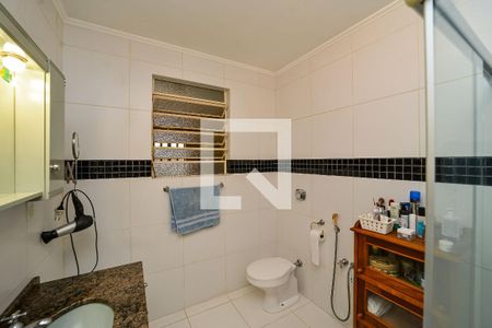 Casa à venda com 172m², 3 quartos e 3 vagas Casa à venda com 172m², 3 quartos e 3 vagasBanheiro da Suíte