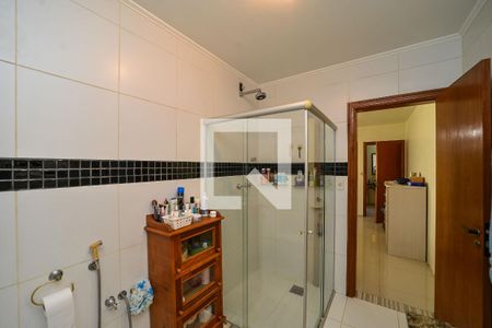 Casa à venda com 172m², 3 quartos e 3 vagas Casa à venda com 172m², 3 quartos e 3 vagasBanheiro da Suíte