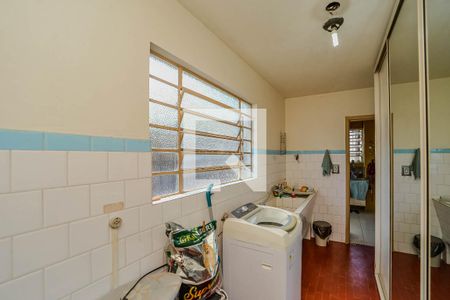 Casa à venda com 172m², 3 quartos e 3 vagas Casa à venda com 172m², 3 quartos e 3 vagasÁrea de Serviço