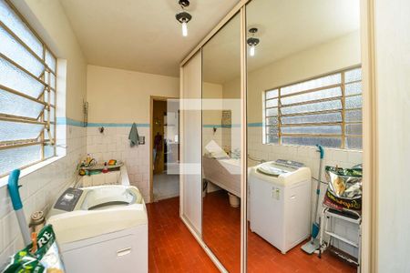 Casa à venda com 172m², 3 quartos e 3 vagas Casa à venda com 172m², 3 quartos e 3 vagasÁrea de Serviço