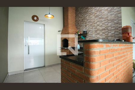 Casa à venda com 250m², 5 quartos e 4 vagas Casa à venda com 250m², 5 quartos e 4 vagasEspaço Gourmet