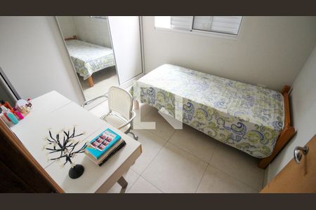 Casa à venda com 250m², 5 quartos e 4 vagas Casa à venda com 250m², 5 quartos e 4 vagasQuarto 2