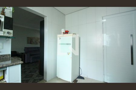 Casa à venda com 250m², 5 quartos e 4 vagas Casa à venda com 250m², 5 quartos e 4 vagasCozinha