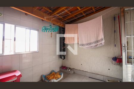 Casa à venda com 250m², 5 quartos e 4 vagas Casa à venda com 250m², 5 quartos e 4 vagasÁrea de Serviço