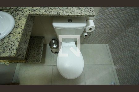 Casa à venda com 250m², 5 quartos e 4 vagas Casa à venda com 250m², 5 quartos e 4 vagasBanheiro da Suíte