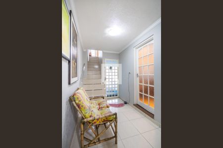 Casa à venda com 238m², 3 quartos e 2 vagas Casa à venda com 238m², 3 quartos e 2 vagasEntrada