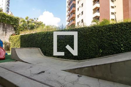 Apartamento à venda com 227m², 3 quartos e 2 vagas Apartamento à venda com 227m², 3 quartos e 2 vagasÁrea comum