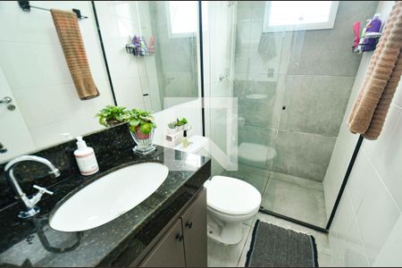 Apartamento à venda com 74m², 3 quartos e 3 vagasBanheiro da Suíte