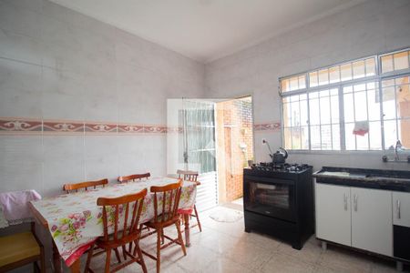 Casa à venda com 174m², 3 quartos e 3 vagas Casa à venda com 174m², 3 quartos e 3 vagasCozinha