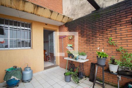 Casa à venda com 174m², 3 quartos e 3 vagas Casa à venda com 174m², 3 quartos e 3 vagasVaranda