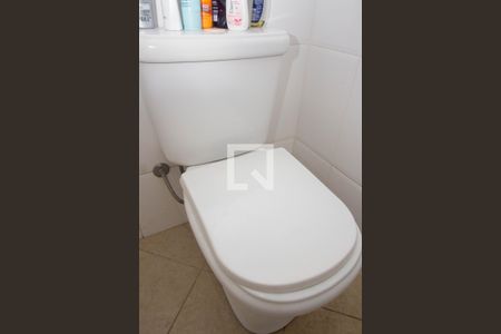 Casa à venda com 174m², 3 quartos e 3 vagas Casa à venda com 174m², 3 quartos e 3 vagasBanheiro 2