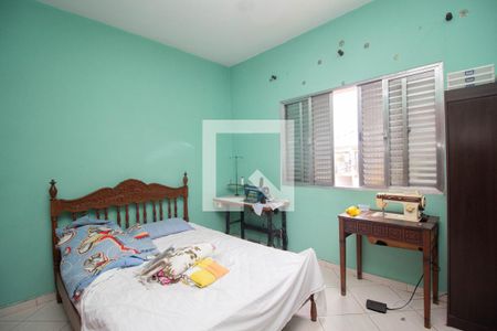 Casa à venda com 174m², 3 quartos e 3 vagas Casa à venda com 174m², 3 quartos e 3 vagasQuarto 3