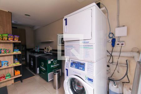Apartamento à venda com 65m², 2 quartos e 1 vaga Apartamento à venda com 65m², 2 quartos e 1 vagaLavanderia