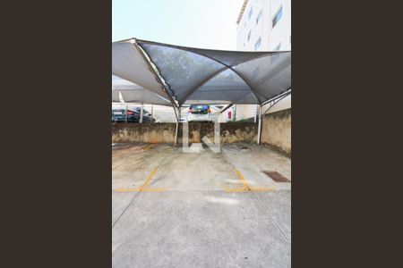 Apartamento à venda com 130m², 2 quartos e 1 vaga Apartamento à venda com 130m², 2 quartos e 1 vagaGaragem