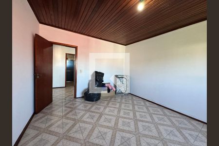 Casa para alugar com 250m², 5 quartos e 2 vagas Casa para alugar com 250m², 5 quartos e 2 vagasQuarto 5