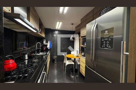 Apartamento para alugar com 194m², 3 quartos e 2 vagas Apartamento para alugar com 194m², 3 quartos e 2 vagasFoto 12