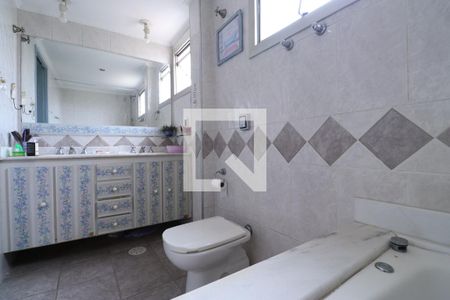 Apartamento à venda com 78m², 2 quartos e 1 vagaBanheiro da Suíte