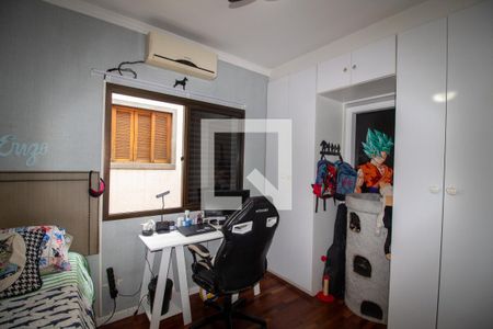 Casa à venda com 220m², 3 quartos e 4 vagas Casa à venda com 220m², 3 quartos e 4 vagasQuarto 2