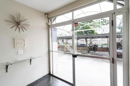 Apartamento à venda com 115m², 3 quartos e 1 vaga Apartamento à venda com 115m², 3 quartos e 1 vagaEntrada