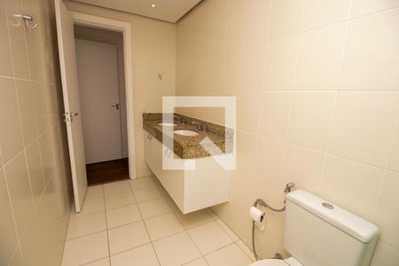 Apartamento à venda com 297m², 5 quartos e 3 vagas Apartamento à venda com 297m², 5 quartos e 3 vagasBanheiro social