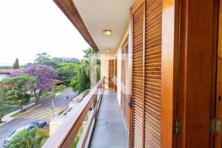 Casa de condomínio para alugar com 390m², 3 quartos e 6 vagas Casa de condomínio para alugar com 390m², 3 quartos e 6 vagasVaranda dos quartos
