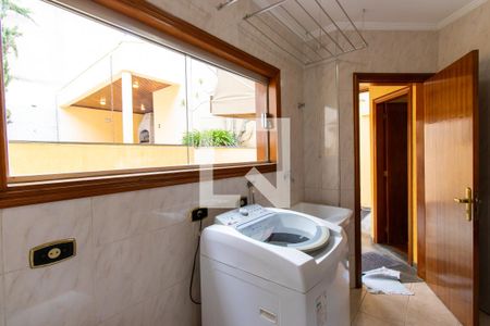 Casa de condomínio para alugar com 390m², 3 quartos e 6 vagas Casa de condomínio para alugar com 390m², 3 quartos e 6 vagasÁrea de Serviço