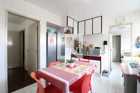 Apartamento à venda com 149m², 3 quartos e 2 vagasCozinha