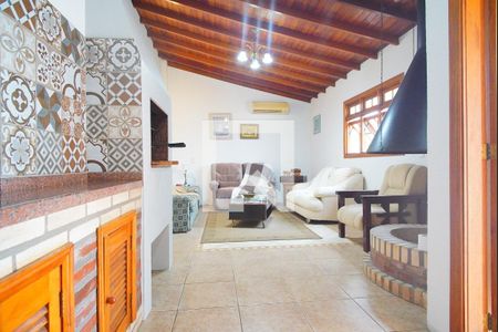 Casa à venda com 250m², 3 quartos e 3 vagasSalão de Festas