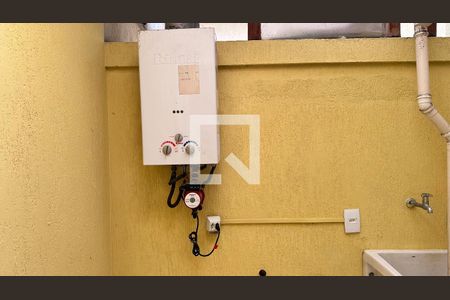 Apartamento à venda com 250m², 5 quartos e 2 vagas Apartamento à venda com 250m², 5 quartos e 2 vagasÁrea de Serviço