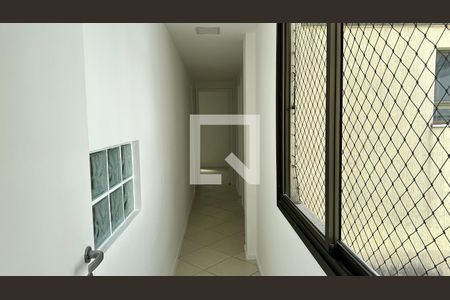 Apartamento à venda com 250m², 5 quartos e 2 vagas Apartamento à venda com 250m², 5 quartos e 2 vagasCorredor