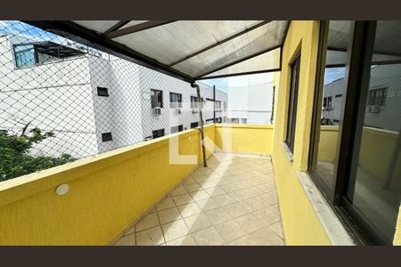 Apartamento à venda com 250m², 5 quartos e 2 vagas Apartamento à venda com 250m², 5 quartos e 2 vagasVaranda do Quarto 5