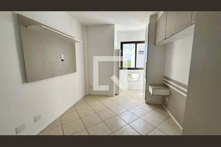 Apartamento à venda com 250m², 5 quartos e 2 vagas Apartamento à venda com 250m², 5 quartos e 2 vagasQuarto 3