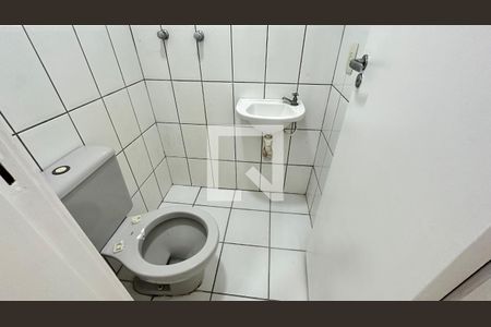 Apartamento à venda com 250m², 5 quartos e 2 vagas Apartamento à venda com 250m², 5 quartos e 2 vagasBanheiro de serviço