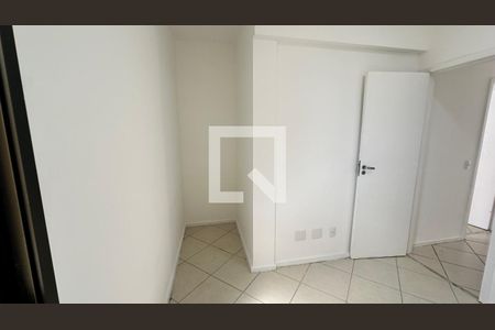 Apartamento à venda com 250m², 5 quartos e 2 vagas Apartamento à venda com 250m², 5 quartos e 2 vagasQuarto 4