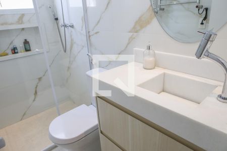 Apartamento à venda com 143m², 3 quartos e 2 vagas Apartamento à venda com 143m², 3 quartos e 2 vagasBanheiro da Suíte 2