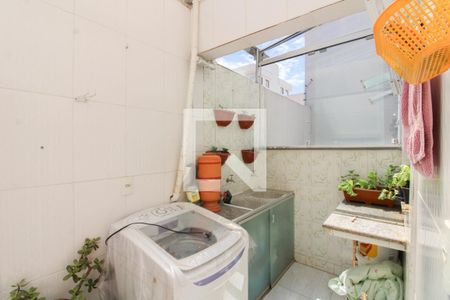 Apartamento à venda com 70m², 3 quartos e 1 vaga Apartamento à venda com 70m², 3 quartos e 1 vagaÁrea de Serviço