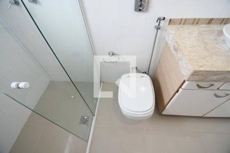 Casa de condomínio para alugar com 480m², 4 quartos e 4 vagasBanheiro 2