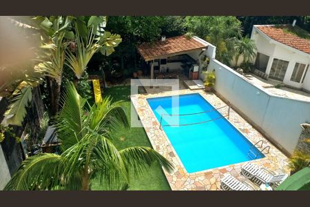 Casa de condomínio para alugar com 480m², 4 quartos e 4 vagas Casa de condomínio para alugar com 480m², 4 quartos e 4 vagasPiscina