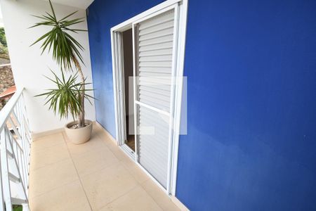 Casa de condomínio para alugar com 480m², 4 quartos e 4 vagasQuarto 3 - Sacada