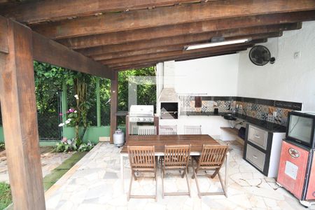 Casa de condomínio para alugar com 480m², 4 quartos e 4 vagasVaranda gourmet