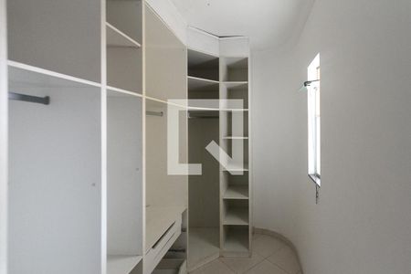 Casa à venda com 260m², 3 quartos e 2 vagasQuarto 2