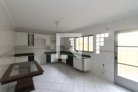 Casa à venda com 260m², 3 quartos e 2 vagasCozinha